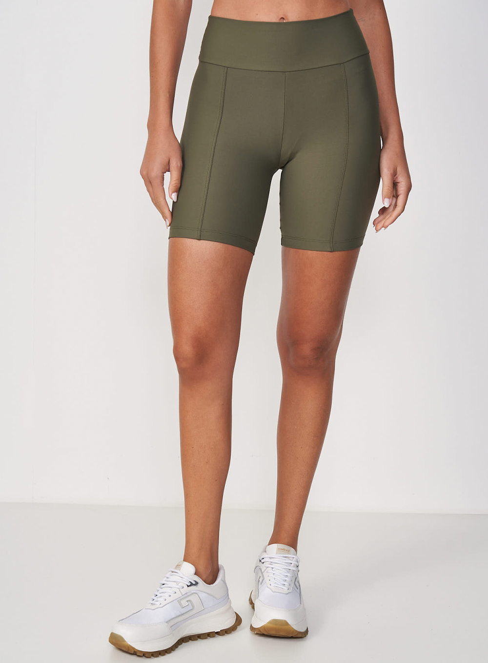 Conjunto Colcci Sport Top e Bermuda