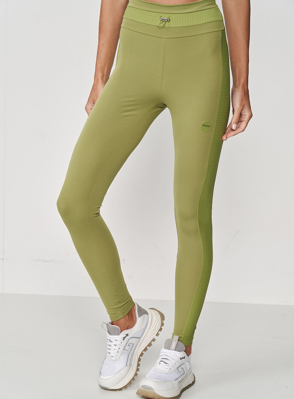 Conjunto Colcci Sport Canelado Top/Calça Legging
