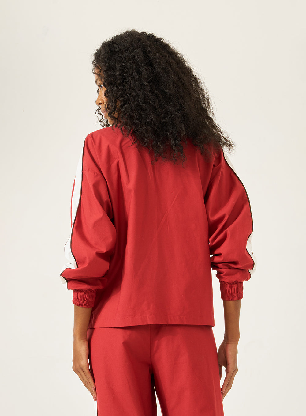 Calça e Jaqueta Comfort Com Bolsos Utilitários
